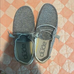 Womens size 8 heydude shoes